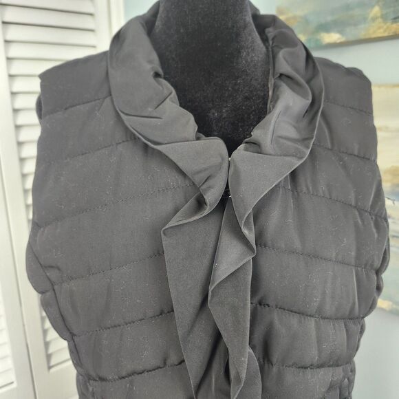 CHARLIE PAIGE Black Quilted Puffer Vest. Ruffle Front  Zip Women's Size Small - Picture 2 of 9